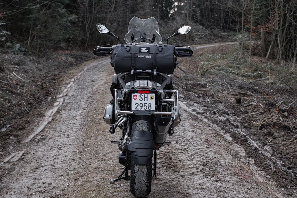 Roll bag Tornado 3.20 Enduristan - detaliu închidere roll-top